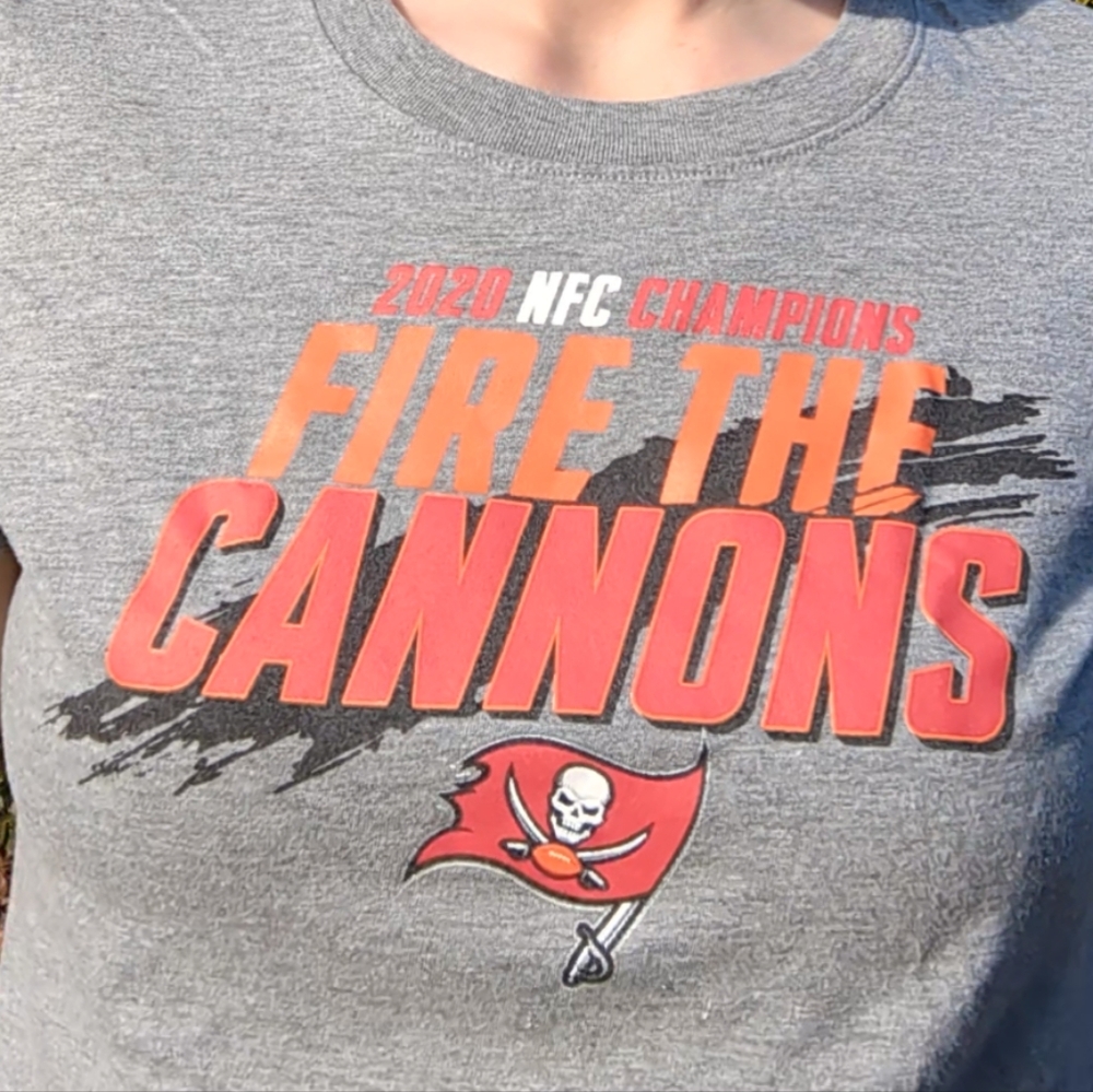 🏈 NFL Tampa Bay Buccaneers Super Bowl LV Champions Nike T-Shirt